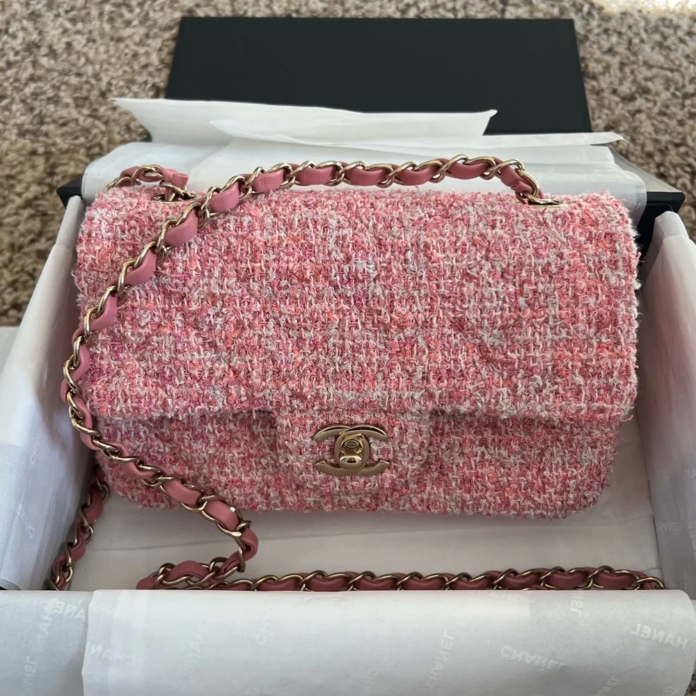 Chanel mini flap